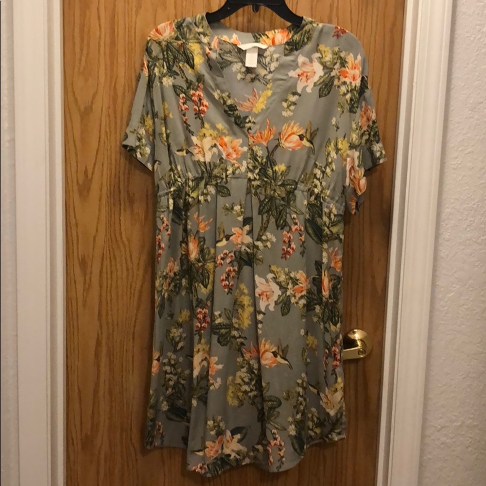 NWOT H&M MAMA Maternity Dress